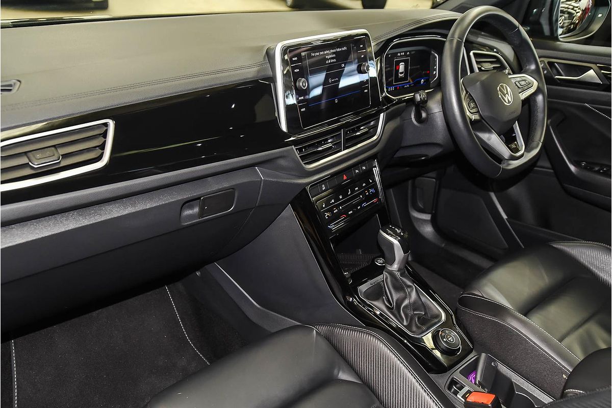 2024 Volkswagen T-Roc 140TSI R-Line D11