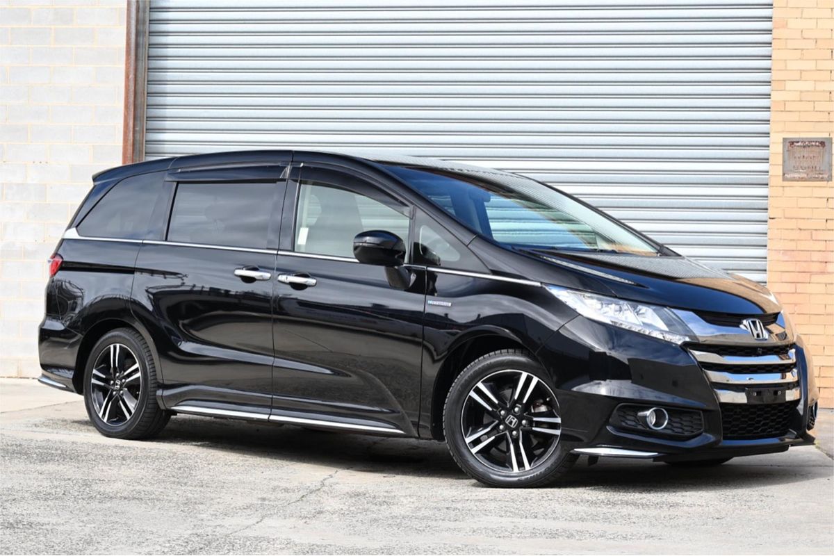 2016 Honda Odyssey HYBRID RC4