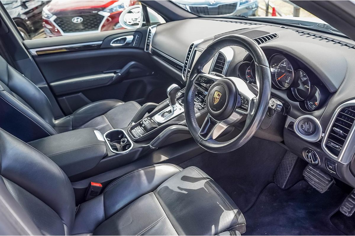 2015 Porsche Cayenne Diesel 92A
