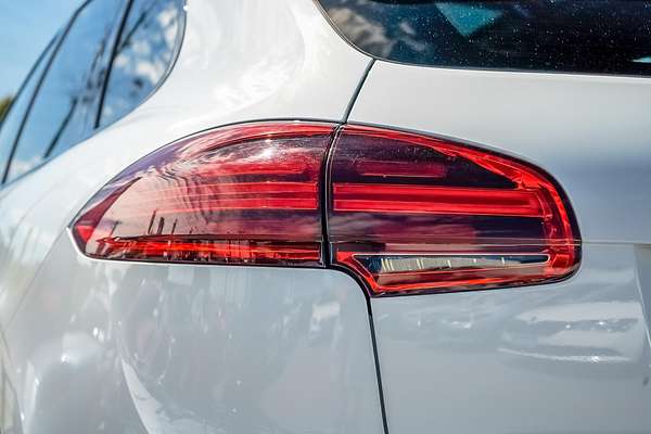 2015 Porsche Cayenne Diesel 92A