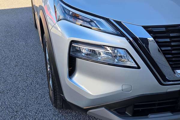 2024 Nissan X-TRAIL ST T33