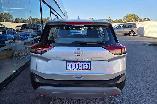 2024 Nissan X-TRAIL ST T33