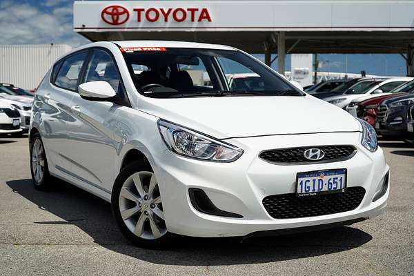 2017 Hyundai Accent Sport RB6