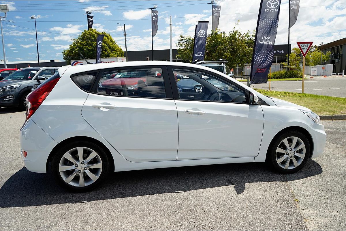 2017 Hyundai Accent Sport RB6