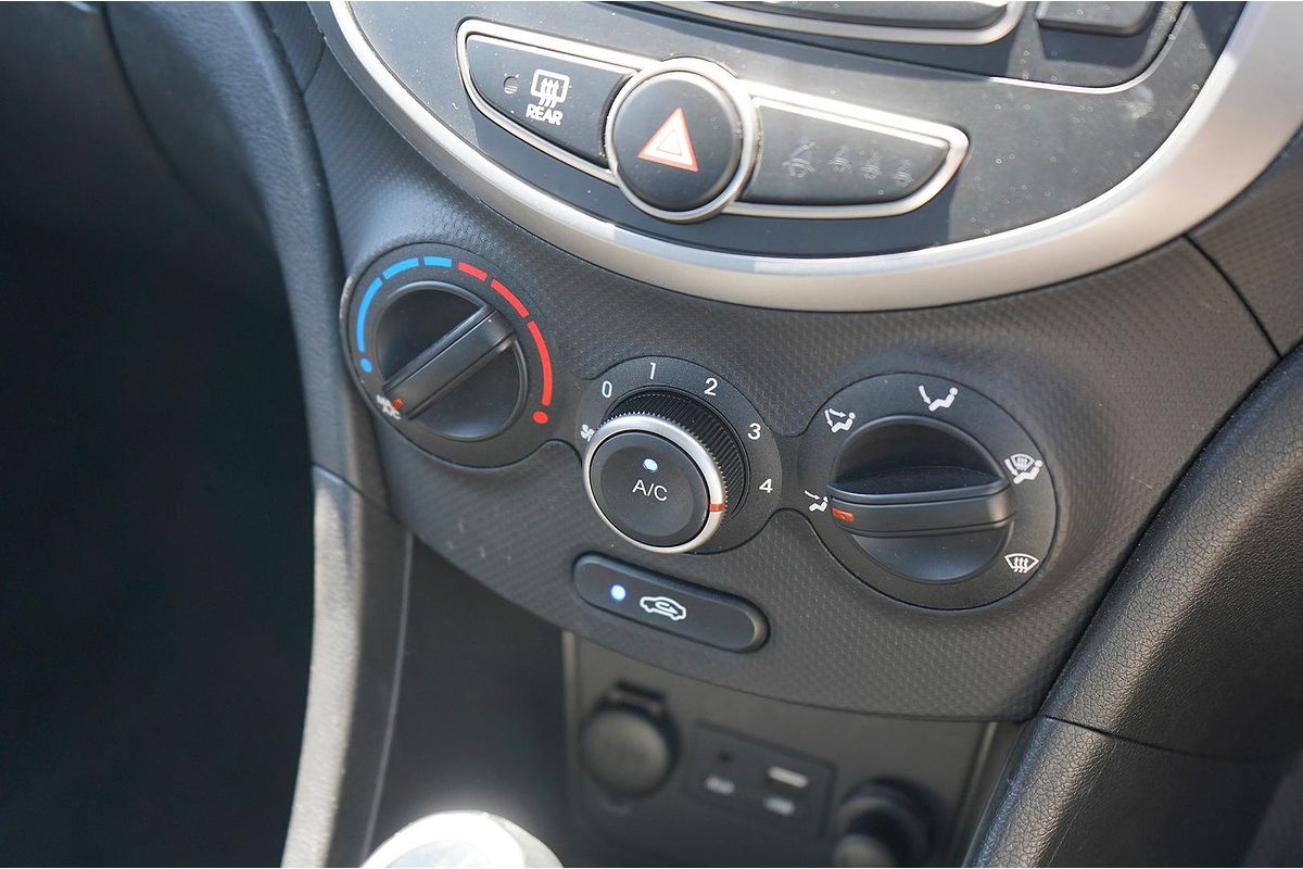 2017 Hyundai Accent Sport RB6