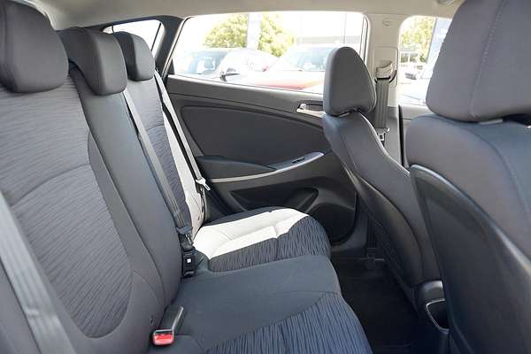 2017 Hyundai Accent Sport RB6