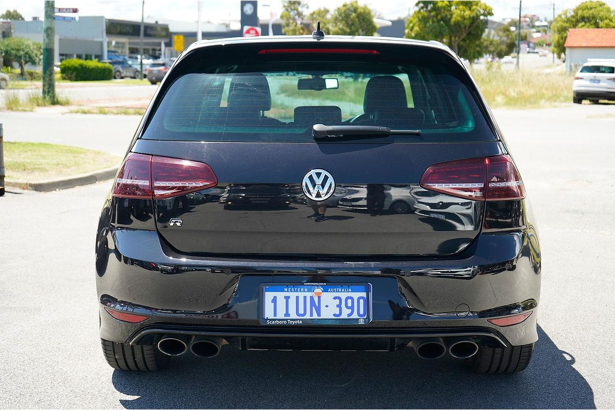 2016 Volkswagen Golf R 7