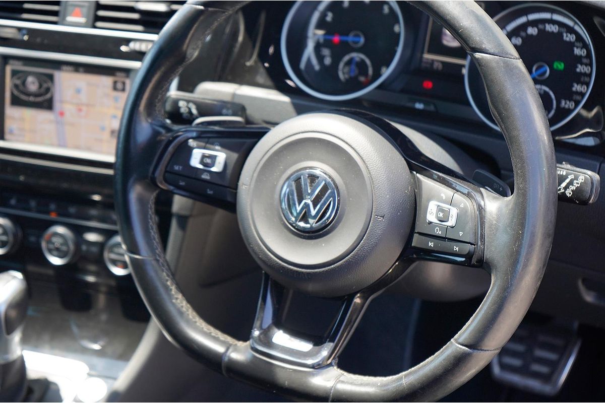 2016 Volkswagen Golf R 7