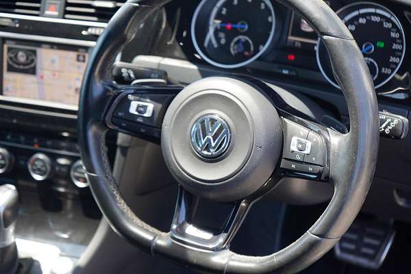 2016 Volkswagen Golf R 7