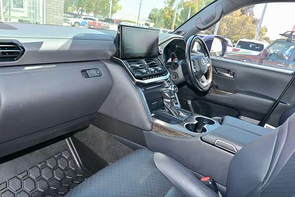 2022 Toyota Landcruiser Sahara FJA300R