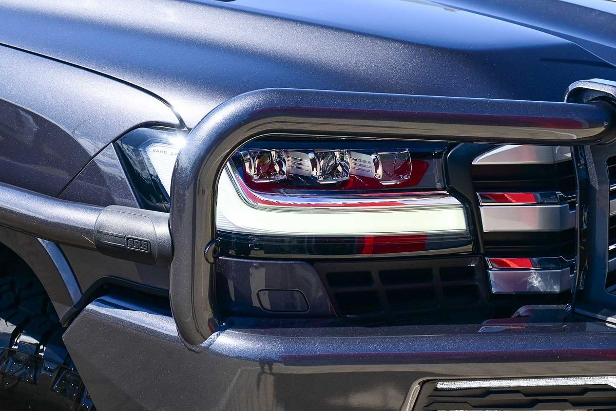 2022 Toyota Landcruiser Sahara FJA300R