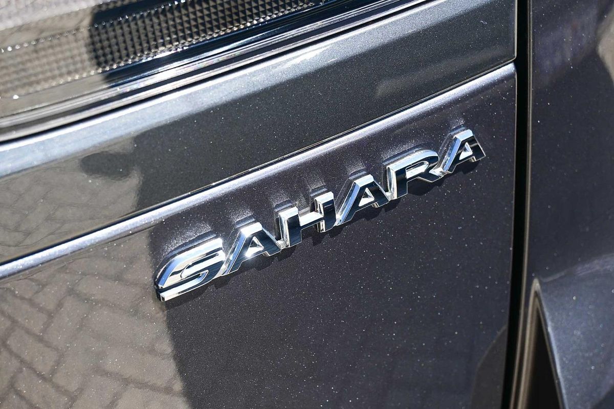 2022 Toyota Landcruiser Sahara FJA300R