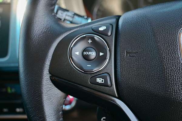 2015 Honda HR-V VTi-S