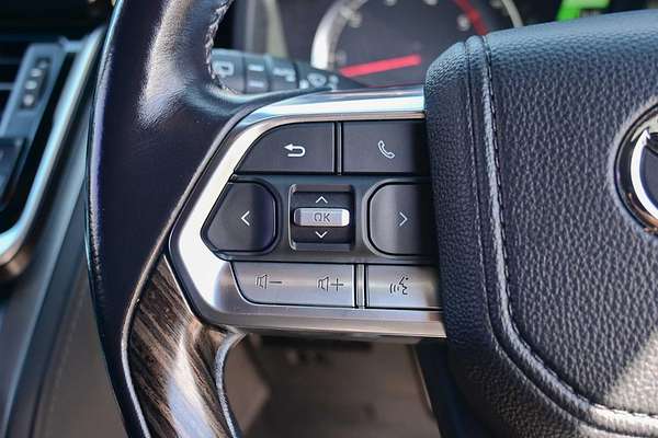 2022 Toyota Landcruiser Sahara FJA300R