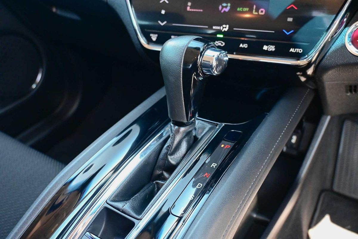 2015 Honda HR-V VTi-S