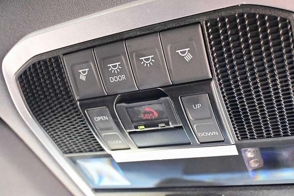 2022 Toyota Landcruiser Sahara FJA300R