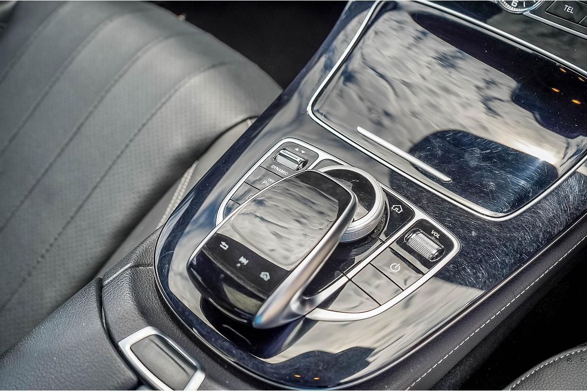 2016 Mercedes-Benz E-Class E200 W213