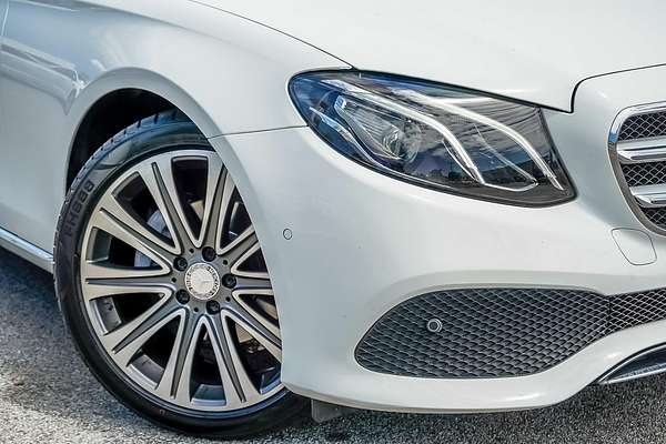 2016 Mercedes-Benz E-Class E200 W213