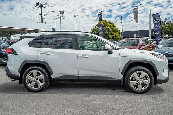 2021 Toyota RAV4 GXL AXAH52R
