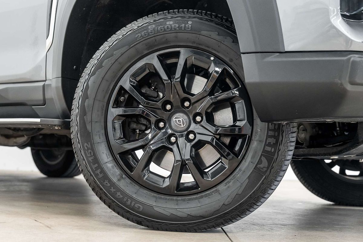 2024 LDV D90 Executive SV9A