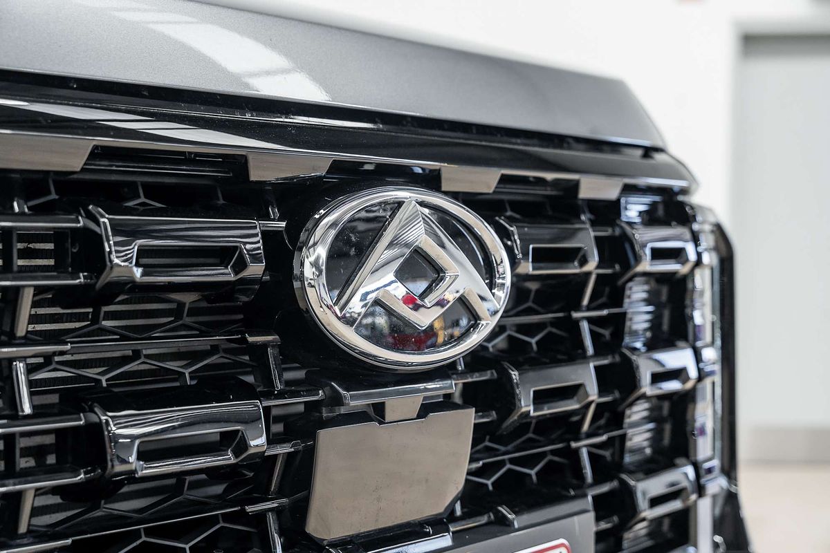 2024 LDV D90 Executive SV9A