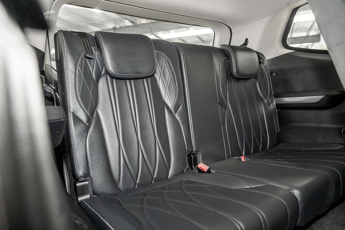 2024 LDV D90 Executive SV9A