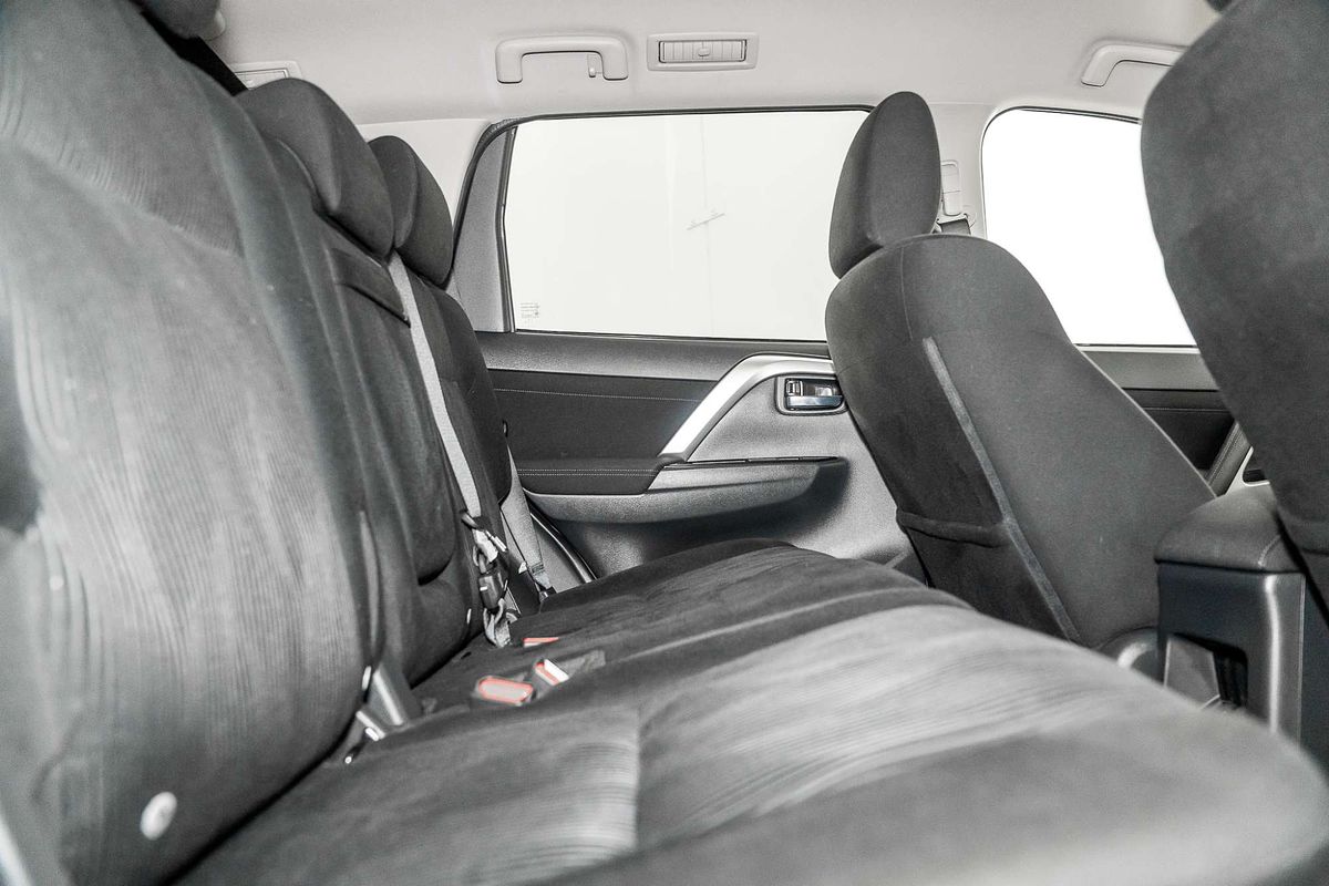 2023 Mitsubishi Pajero Sport GLS QF