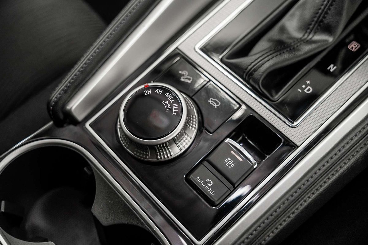 2023 Mitsubishi Pajero Sport GLS QF