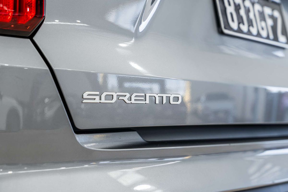 2022 Kia Sorento GT-Line MQ4