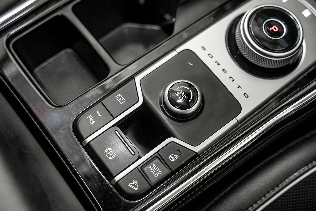 2022 Kia Sorento GT-Line MQ4