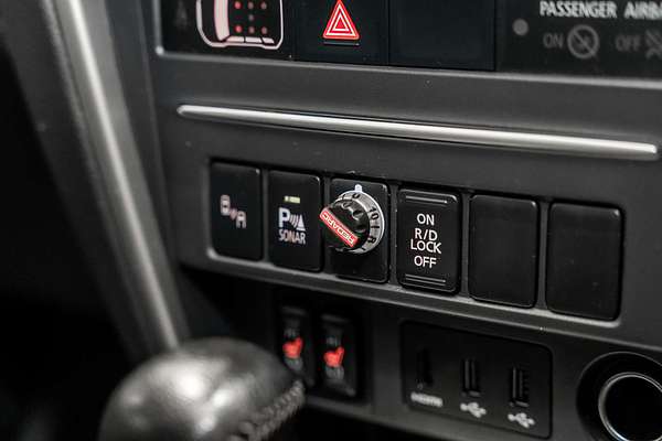 2020 Mitsubishi Triton GSR MR 4X4