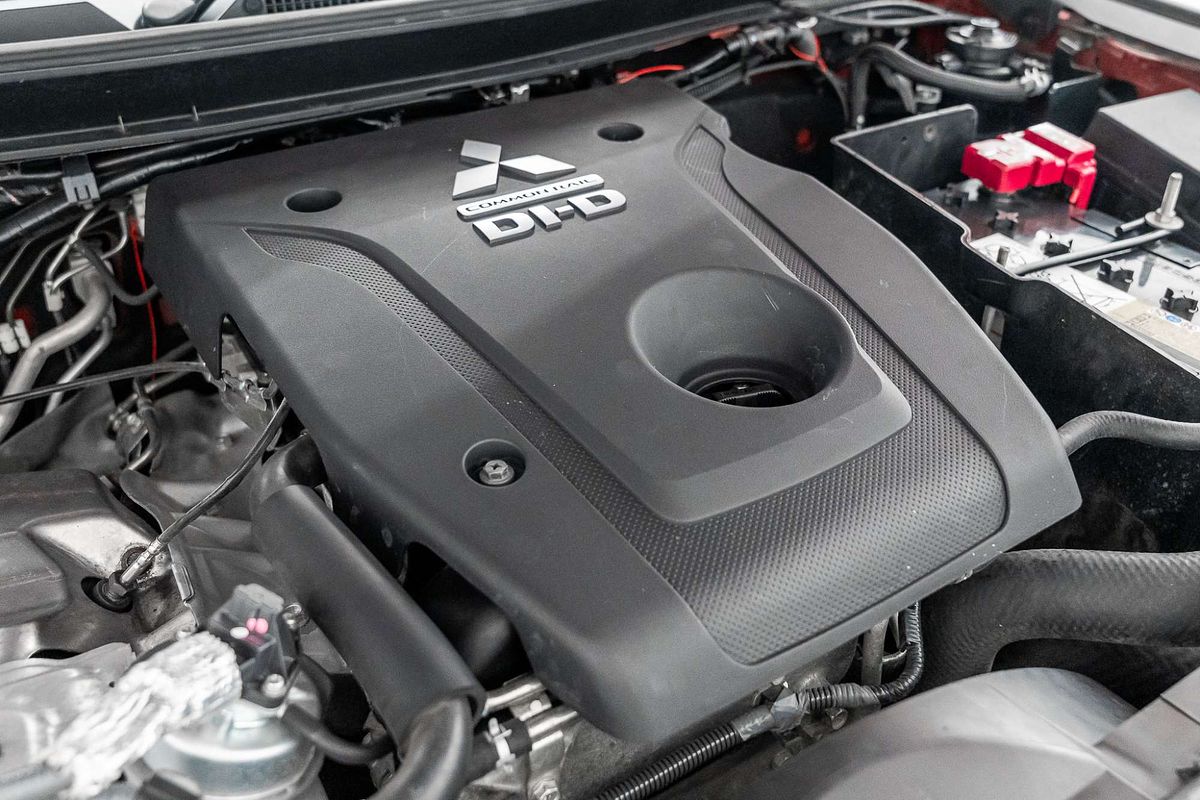 2020 Mitsubishi Triton GSR MR 4X4