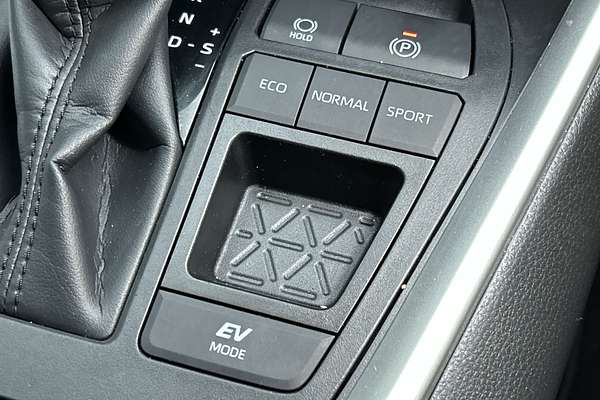2024 Toyota RAV4 GX AXAH52R