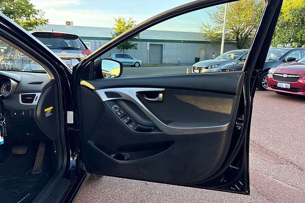 2011 Hyundai Elantra Active MD