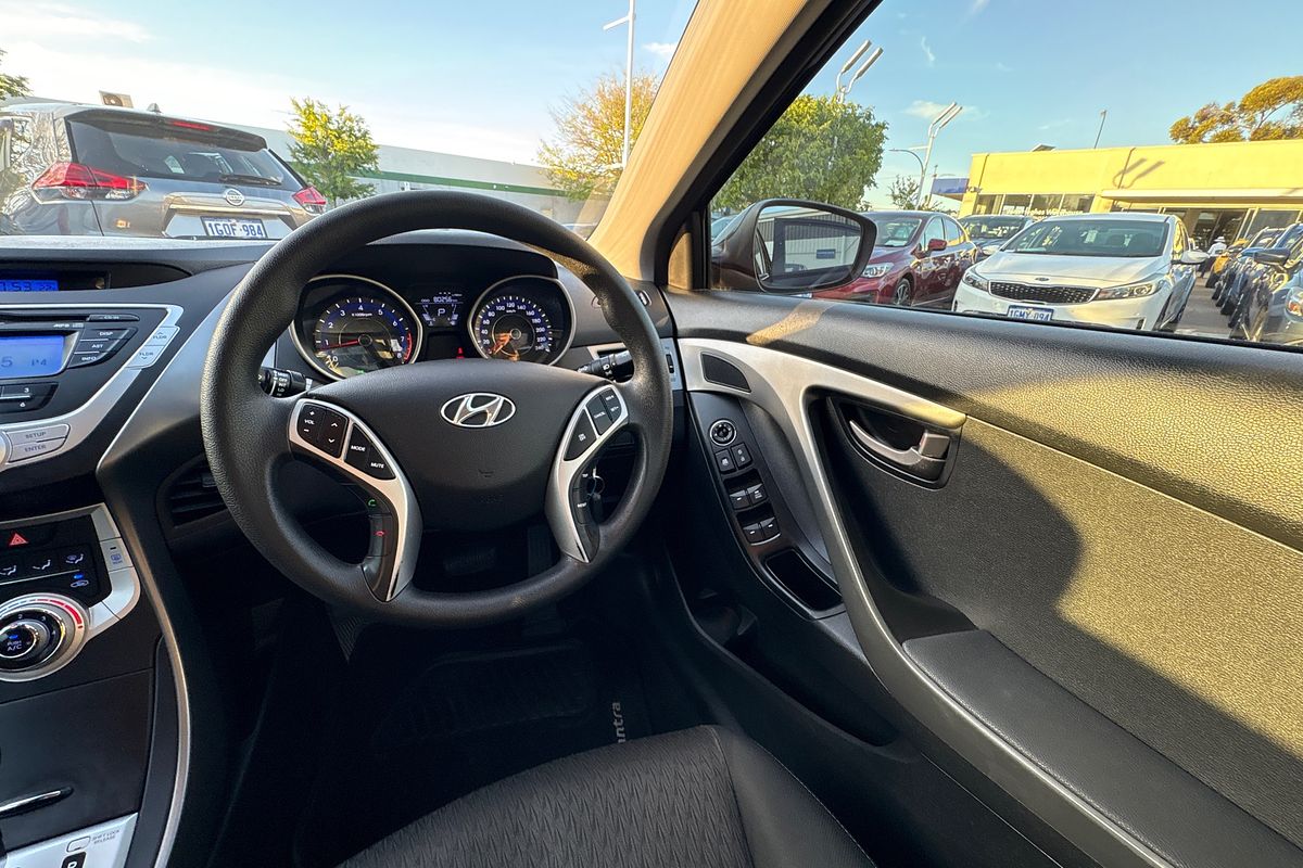 2011 Hyundai Elantra Active MD