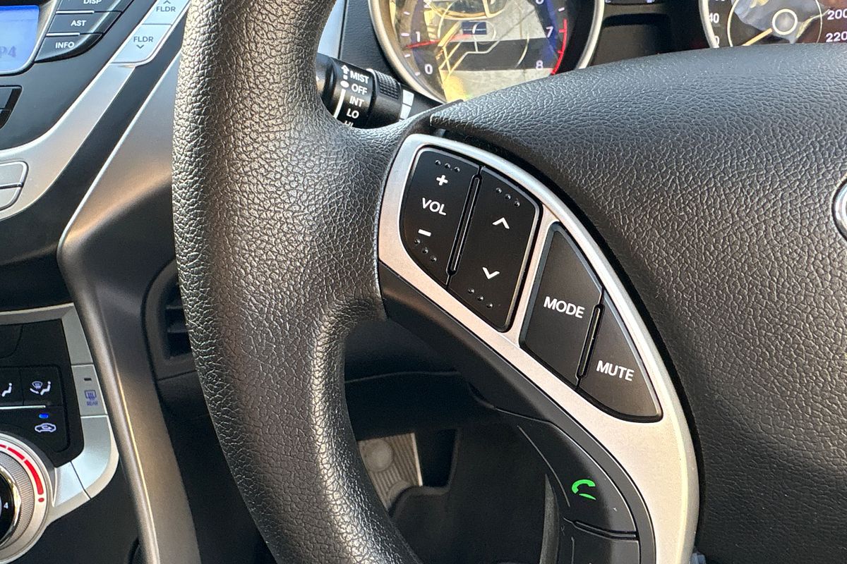 2011 Hyundai Elantra Active MD