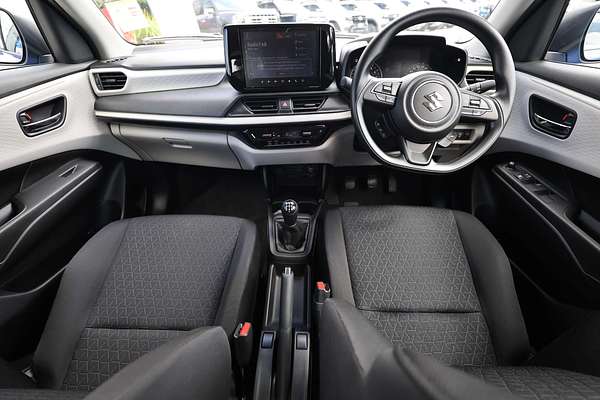 2025 Suzuki Swift Hybrid UZ