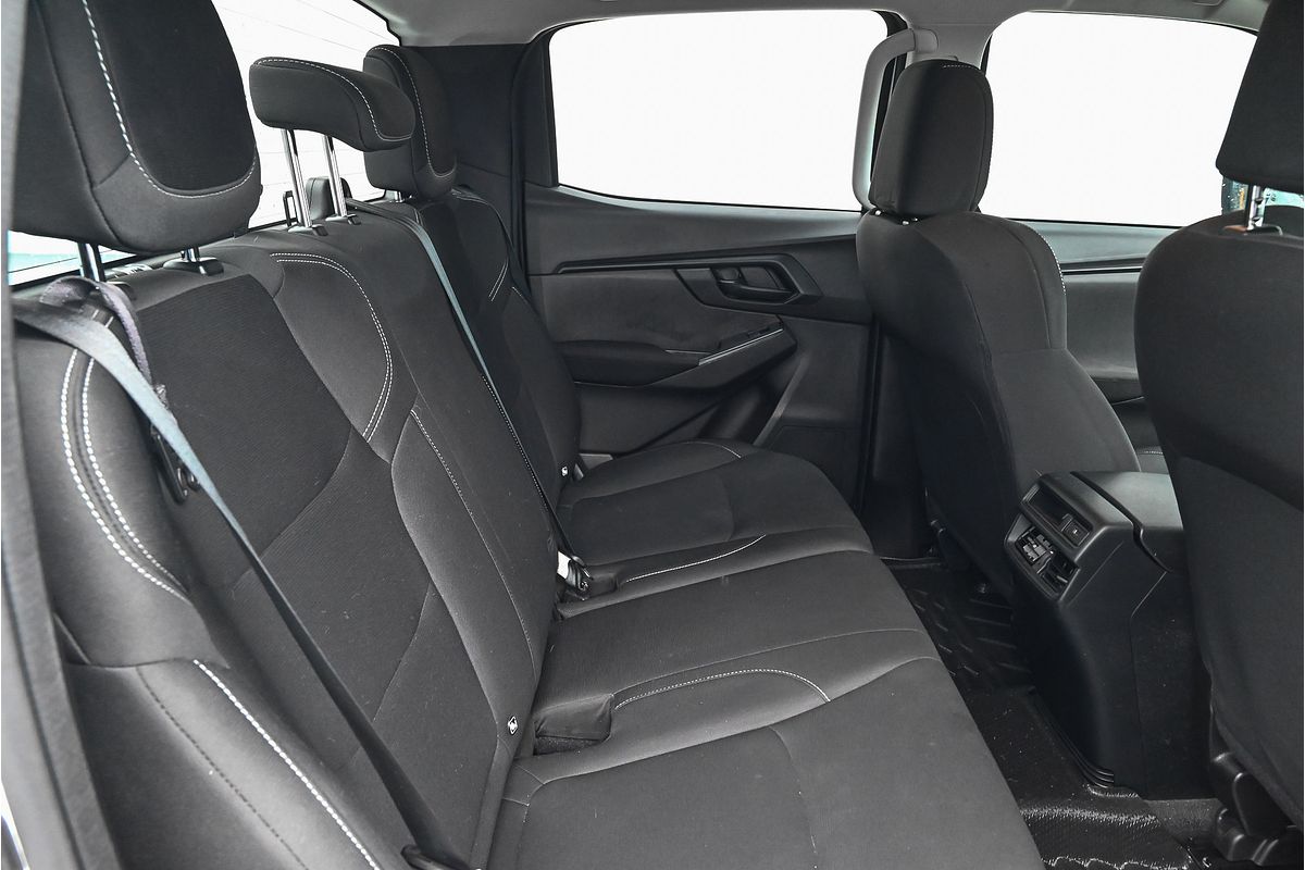 2023 Isuzu D-MAX SX 4X4