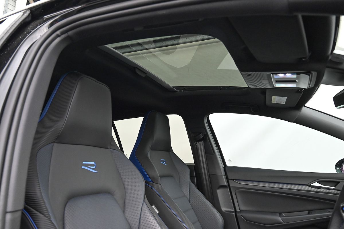 2024 Volkswagen Golf R 8