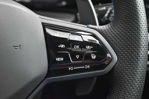 2024 Volkswagen Golf R 8