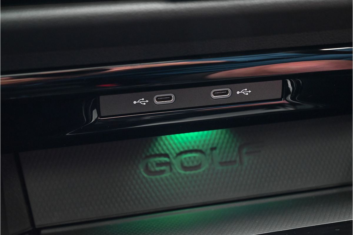 2024 Volkswagen Golf R 8
