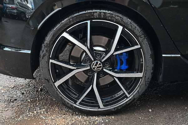 2024 Volkswagen Golf R 8