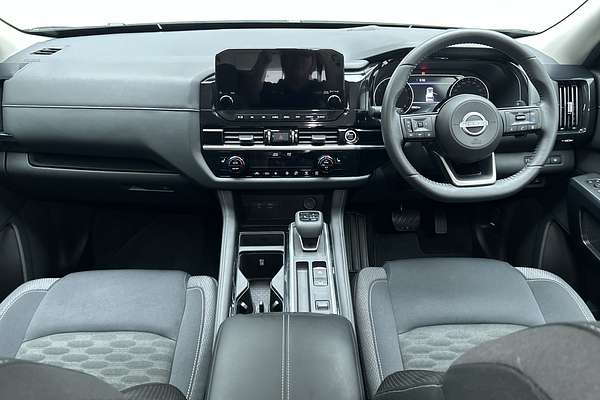 2024 Nissan Pathfinder ST-L R53