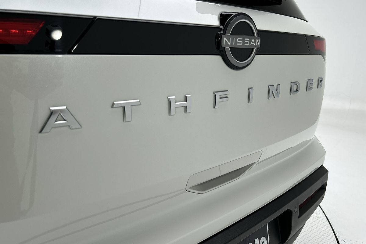 2024 Nissan Pathfinder ST-L R53