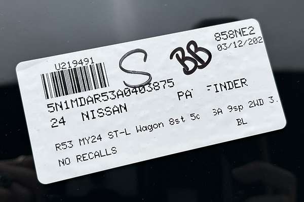 2024 Nissan Pathfinder ST-L R53