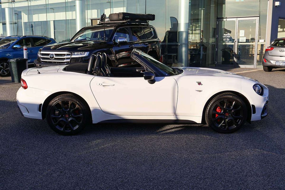 2016 Abarth 124 Spider 348