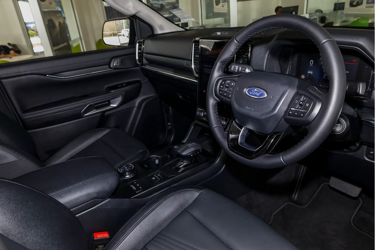 2025 Ford Everest Trend 2.0L