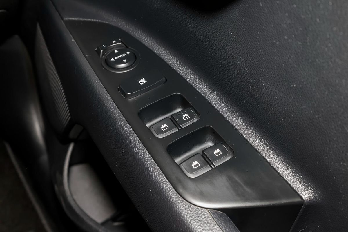 2022 Kia Stonic S YB