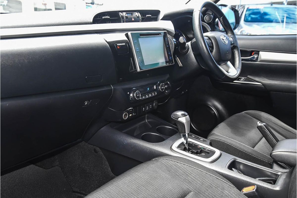 2020 Toyota Hilux SR5 GUN126R 4X4