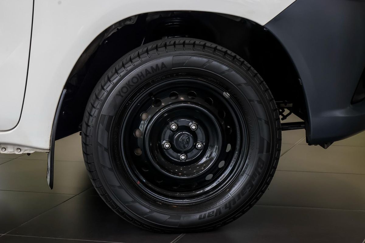 2019 Toyota Hilux Workmate TGN121R Rear Wheel Drive